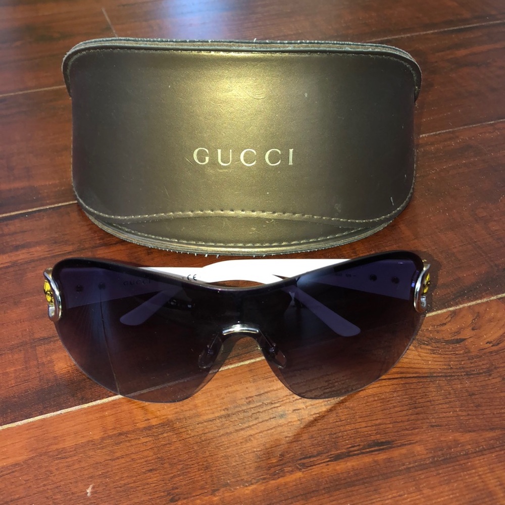 Authentic Gucci Sunglasses with case